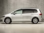 Volkswagen Touran 1.5 TSI Comfortline 7 Persoons 150Pk Automaat (APPLE CARPLAY, GROOT NAVI, CAMERA, TREKHAAK, ADAPTIVE CRUISE, SPORTSTOELEN, GETINT GLAS, PARKEERSENSOREN, NIEUWSTAAT)