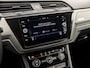 Volkswagen Touran 1.5 TSI Comfortline 7 Persoons 150Pk Automaat (APPLE CARPLAY, GROOT NAVI, CAMERA, TREKHAAK, ADAPTIVE CRUISE, SPORTSTOELEN, GETINT GLAS, PARKEERSENSOREN, NIEUWSTAAT)