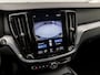 Volvo V60 2.0 B3 Sport 177Pk Automaat (APPLE CARPLAY, LEDER, CAMERA, GETINT GLAS, STUUR/STOELVERWARMING, ELEK SPORTSTOELEN, ADAPTIVE CRUISE, PARKEERSENSOREN, NIEUWSTAAT)