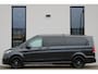 Mercedes-Benz V-klasse 300d / XXL / DC / AMG / 4-Matic / Luchtvering / 2x Elec Schuifd / Night Pakket / 360 Cam / Burmester / Vol Opties.