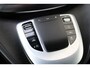 Mercedes-Benz V-klasse 300d / XXL / DC / AMG / 4-Matic / Luchtvering / 2x Elec Schuifd / Night Pakket / 360 Cam / Burmester / Vol Opties.