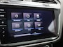 Volkswagen Tiguan Allspace 1.5 TSI R-Line Business+ 7p. AUTOMAAT | PANORAMADAK | ADAPTIEVE CRUISE | HEAD-UP | R-LINE 3X | VIRTUEEL | 7 ZITS | WINTERPAKKET | APPLE CARPLAY | NAVIGATIE | CAMERA | PDC | LMV | 12 MAANDEN BOVAG GARANTIE |