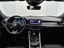 Alfa Romeo Tonale 1.5T Hybrid 131PK Automaat Sprint / Pdc.V+A / Stoel+Stuur verwarming / Navigatie / Lmv / Adaptive Cruise / Carplay / Apk 10-2027
