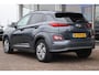 Hyundai Kona Electric 204pk EV Fashion Sky 64 kWh | SoH 96% | Warmtepomp | Leder | Camera | Head-up Display