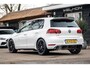Volkswagen Golf 2.0 GTI Adidas Edition Automaat I Gelimiteerde oplage I Bi-Xenon I Bodykit I Wit parelmoer I Stoelverwarming