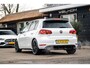 Volkswagen Golf 2.0 GTI Adidas Edition Automaat I Gelimiteerde oplage I Bi-Xenon I Bodykit I Wit parelmoer I Stoelverwarming