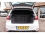 Volkswagen Golf 2.0 GTI Adidas Edition Automaat I Gelimiteerde oplage I Bi-Xenon I Bodykit I Wit parelmoer I Stoelverwarming