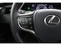 Lexus ES 300h Business Line | Apple Carplay & Android Auto | 18 Inch Lichtmetalen velgen | Stoel & Stuurwielverwarming