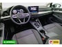 Volkswagen Golf 1.5 TSI Bus. Comf. Ed. 116 PK | Stoel & Stuurverw. | App. connect | Adap. Cruise | Extra getint glas v/a b-stijl | PDC V+ A | Draadloze tel. lader | All season banden
