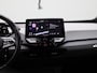 Volkswagen ID.3 First Plus 58 kWh 204 PK| Origineel Nederlands | 1e Eigenaar | Navigatie| Stoelverwarming | Stuurwielverwarming | Achteruitrijcamera | Parkeersensoren | 19 Inch Velgen