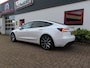 Tesla Model 3 RWD 60 KWH Premium Highland/ 19 Inch velgen/ Getinte ramen/ Warmtepomp/ LFP accu/ Stoel + stuurwiel verwarming/ Panoramadak/ Origineel NL/ NAP