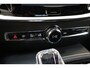 Volvo V60 T8 455PK AWD Ultra Performance Edition Dark | 19" 5-triplespaaks Glossy Black Diamond Cut | Head-up display | Achteruitrijcamera | Extra getint glas achter | Polestar Engineered Optimisation