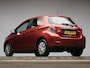 Toyota Yaris 1.0 VVT-i Aspiration Sport (CAMERA,CRUISE,ELEKTRISCH PAKKET,BLUETOOTH,SPORTSTOELEN,NETTE STAAT)
