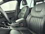 Skoda Octavia Combi 1.5 TSI Greentech Business Edition Plus Airco | Bluetooth | Trekhaak | Cruise Control | Elektrisch Glazen Panoramadak | Lederen Bekleding | Leder Sportstuur | Dakrails | Lichtmetalen Velgen | Navigatie | Parkeersensoren Voor en Achter | Stuurwiel Multifunctioneel | Stoelverwarming