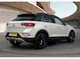 Volkswagen T-Roc 1.5 TSI Style | Trekhaak | Keyless Entry/start | Led lichtpakket | Design / Comfort / Multimedia / Black Style Pakket |