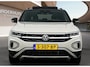 Volkswagen T-Roc 1.5 TSI Style | Trekhaak | Keyless Entry/start | Led lichtpakket | Design / Comfort / Multimedia / Black Style Pakket |