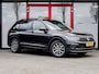 Volkswagen Tiguan 1.5 TSI Elegance | Stoelverwarming | Stuurverwarming | Navigatie | Keyless | Adaptieve Cruise Control | Parkeersensoren | Climate Control | FACELIFT | Metallic Lak | Elektrische Kofferklep | Lichtmetalen Velgen |