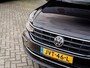 Volkswagen Tiguan 1.5 TSI Elegance | Stoelverwarming | Stuurverwarming | Navigatie | Keyless | Adaptieve Cruise Control | Parkeersensoren | Climate Control | FACELIFT | Metallic Lak | Elektrische Kofferklep | Lichtmetalen Velgen |