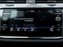 Volkswagen Tiguan 1.5 TSI Elegance | Stoelverwarming | Stuurverwarming | Navigatie | Keyless | Adaptieve Cruise Control | Parkeersensoren | Climate Control | FACELIFT | Metallic Lak | Elektrische Kofferklep | Lichtmetalen Velgen |