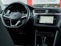 Volkswagen Tiguan 1.5 TSI Elegance | Stoelverwarming | Stuurverwarming | Navigatie | Keyless | Adaptieve Cruise Control | Parkeersensoren | Climate Control | FACELIFT | Metallic Lak | Elektrische Kofferklep | Lichtmetalen Velgen |