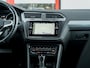 Volkswagen Tiguan 1.5 TSI Elegance | Stoelverwarming | Stuurverwarming | Navigatie | Keyless | Adaptieve Cruise Control | Parkeersensoren | Climate Control | FACELIFT | Metallic Lak | Elektrische Kofferklep | Lichtmetalen Velgen |