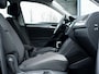 Volkswagen Tiguan 1.5 TSI Elegance | Stoelverwarming | Stuurverwarming | Navigatie | Keyless | Adaptieve Cruise Control | Parkeersensoren | Climate Control | FACELIFT | Metallic Lak | Elektrische Kofferklep | Lichtmetalen Velgen |