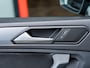 Volkswagen Tiguan 1.5 TSI Elegance | Stoelverwarming | Stuurverwarming | Navigatie | Keyless | Adaptieve Cruise Control | Parkeersensoren | Climate Control | FACELIFT | Metallic Lak | Elektrische Kofferklep | Lichtmetalen Velgen |