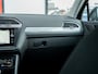 Volkswagen Tiguan 1.5 TSI Elegance | Stoelverwarming | Stuurverwarming | Navigatie | Keyless | Adaptieve Cruise Control | Parkeersensoren | Climate Control | FACELIFT | Metallic Lak | Elektrische Kofferklep | Lichtmetalen Velgen |