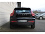 Volvo XC40 B4 Automaat Plus Dark | Semi elektrisch inklapbare trekhaak | 18" lichtmetalen velgen | Draadloze telefoonoplader | Verwarmbare voorstoelen | Driver Awareness | Adaptive Cruise control | Pilot Assist | Driver Assist | Verwarmbaar stuurwiel | Camera achter | Keyless Entry | Keyless Drive | Verwarmbare voorruit | Premium Sound by Harman Kardon | Elektrisch verstelbare voorstoelen | Noodreservewiel | Apple Carplay/Android Auto | Google Maps | Google Assistant | Blis | Elektrisch bedienbare achterklep