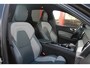 Volvo XC60 T6 Recharge AWD R-Design | Panoramadak | Trekhaak | H&K | Parkeercamera | Mem. Stoelen | Glossy Black
