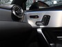 Mercedes-Benz A-klasse 180 Business Solution AMG | Panoramaschuifdak | AMG Line Plus | Night | Head-up display | Dodehoekassisten