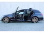 Mercedes-Benz C-klasse Estate 300 e Business Solution AMG Limited | Incl. 12 maanden garantie | Apple CarPlay | 360° camera | Sportstoelen met verwarming | Alcantara | DAB | Draadloos laden | Zwarte hemel | Elektrische Achterklep | Cruise control |