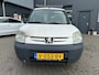 Peugeot Partner 1.6 HDI 170C met trekhaak en APK tot 12-2026