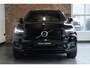 Volvo XC40 T4 Recharge R-Design | Adaptive Cruise Control | Semi-Electrische wegklapbare trekhaak | Harman Kardon Premium Audio | Panoramadak | Stoelverwarming | 360° Parkeercamera | Parkeersensoren voor + achter | Volvo on Call