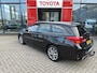 Toyota Auris Touring Sports 1.8 Hybrid Executive Stoelverwarming JBL audio Navi Parkeerhulp