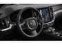 Volvo V60 2.0 T6 Plug-in hybrid AWD Ultra Dark | Elektrisch glazen panorama-dak | Extra getint glas | Head-up display
