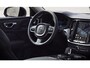 Volvo V60 2.0 T6 Plug-in hybrid AWD Ultra Dark | Elektrisch glazen panorama-dak | Extra getint glas | Head-up display