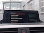 BMW 1-Serie 120i High Executive | Navigatie/Carplay | LM Velgen 18" | Voorstoelen Verwarmd | Cruise Control | Lederen Bekleding | Achteruitrijcamera | Airco |