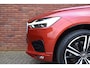 Volvo XC60 D4 190PK AWD R-Design | Winter Line | Versatility Line | Trekhaak | 21'' |