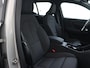Volvo XC40 Extended Core 82 kWh | Stoel/Stuurverwarming | Achteruitrijcamer