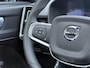 Volvo EC40 Single Motor Extended Range Business Edition 82kWh **17% BIJTELLING**| Panoramadak | Verwarmbare voorstoelen en stuurwiel | Apple carplay/Android auto | Rondom zicht Camera | Warmtepomp | Getint Glas | 19 inch Lichtmetalen velgen |
