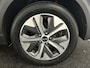 Kia Niro EV e-Niro DynamicPlusLine 64 kWh Parkeercamera | Navigatie Soh (batterijcheck) Waarde 95,0 %!