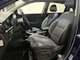 Kia Niro EV e-Niro DynamicPlusLine 64 kWh Parkeercamera | Navigatie Soh (batterijcheck) Waarde 95,0 %!