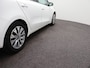 Kia Ceed cee'd Sportswagon 1.0 T-GDi Design Edition | Navigatie | Parkeersensoren | Climate Control | Cruise Control | LM Velgen | Dealer onderhouden !! | 4X NIEUWE ALLSEASON!