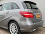 Mercedes-Benz B-klasse 180 Ambition | Automaat | LED | Dealeronderh. | Nieuwstaat!