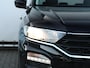 Volkswagen T-Roc 1.5 TSI Style 150pk DSG | Navigatie | Airconditioning | Adaptive cruise control | Elektrische achterklep | 17" Kulmbach |