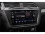 Volkswagen Tiguan 1.5 TSI Life Business | Trekhaak-uitklapbaar | Cruise adaptief | Camera | Stuur+stoel verwarming | Apple Carplay/Android Auto | Achteruitrijcamera | Apple Carplay/Android Auto|telefoonintegratie premium | Cruise control adaptief