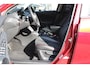 Mazda 2 1.5 SKYACTIV-G 90PK Homaru Aka | Leder/Alcantara | HUD | Stoel&Stuur verwarming | Keyless | Cruise