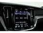 Volvo V60 2.0 T6 Recharge AWD R-Design | S/K-dak | HUD | Harman/Kardon | Elek. Trekhaak | Memory | Stoel-stuur verw. | Bliss | Nav+App.Connect | Elek. Klep V