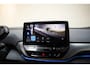 Volkswagen ID.4 Pro 77 kWh 3 fase [ Matrix LED Stoel-en stuurverwarming Trekhaak 360°-camera ]